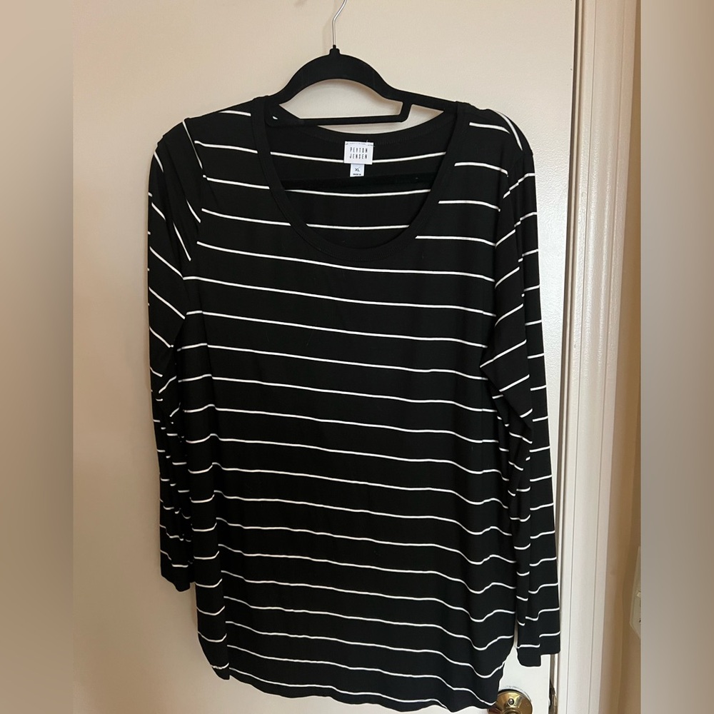 Black and White Striped Long Sleeve Top
